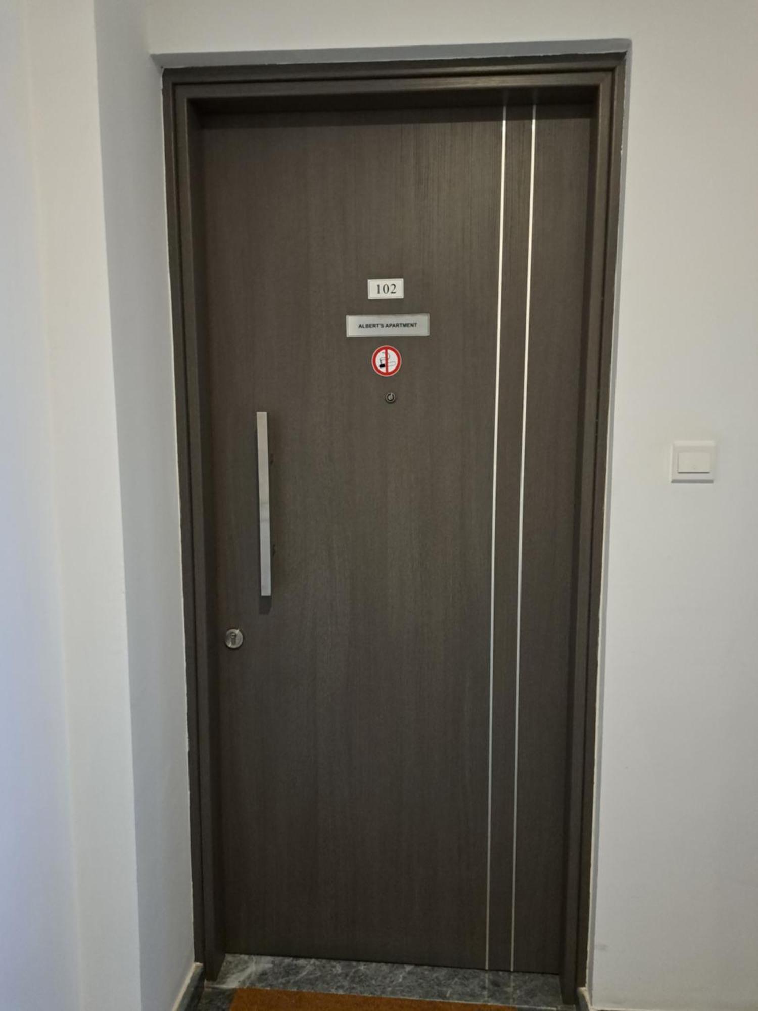 Albert'S Apartment St Lazarus 402 B - First Floor ラルナカ エクステリア 写真