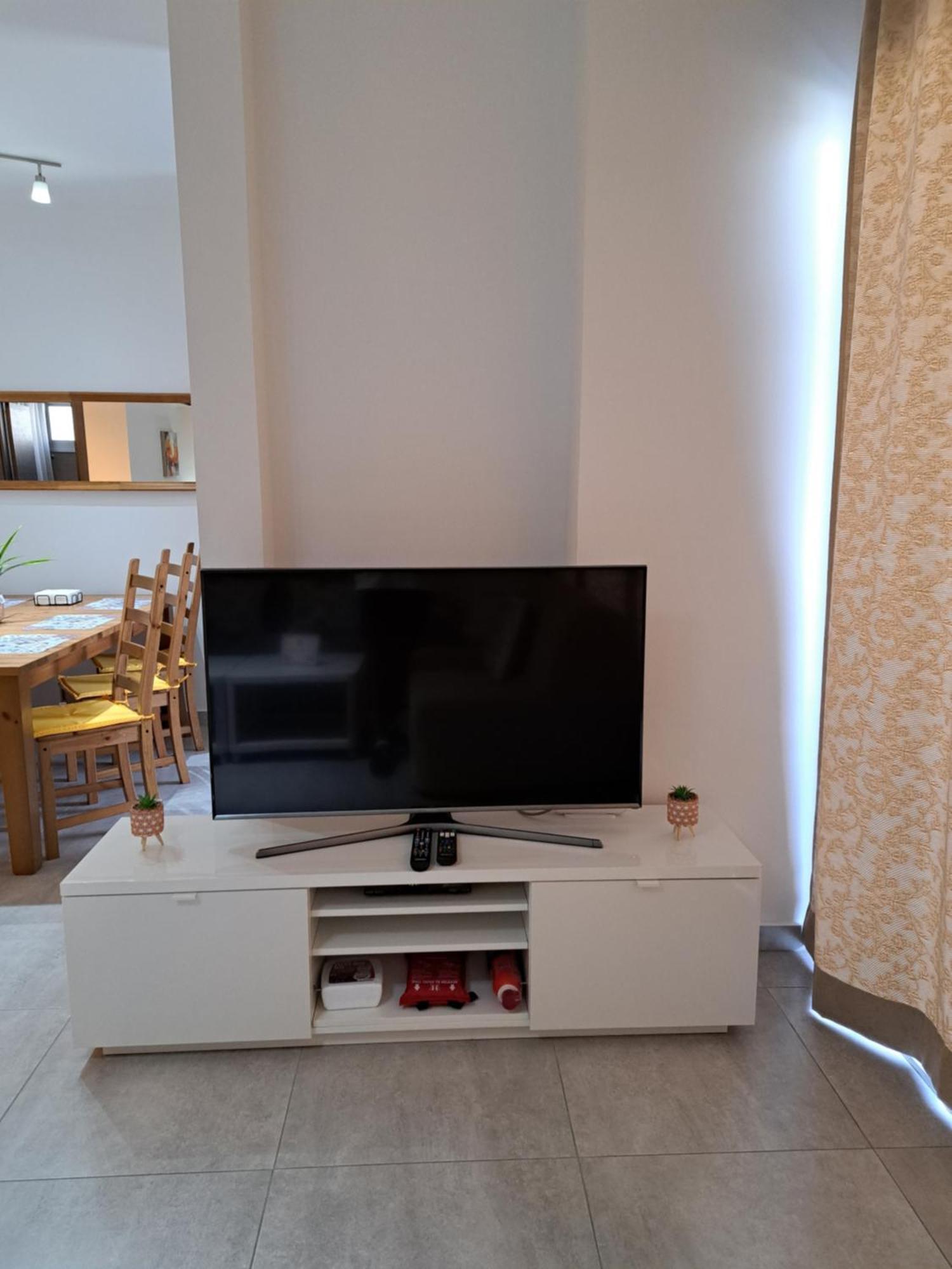 Albert'S Apartment St Lazarus 402 B - First Floor ラルナカ エクステリア 写真